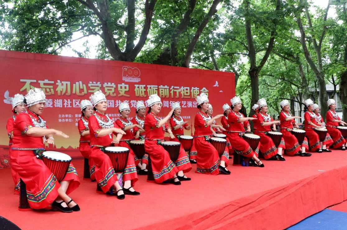 西游记中,龙王和阎王一起拜见玉帝,为何只接见龙王却不接见阎王