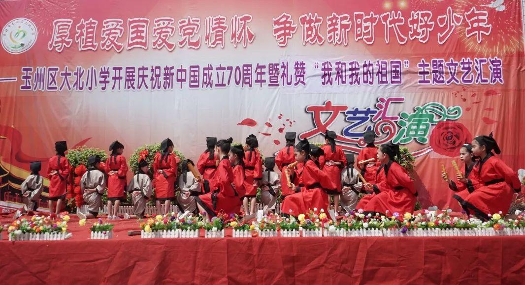 三钢闽光(002110.SZ)发预亏,预计2023年度净亏损6.64亿元 由盈转亏